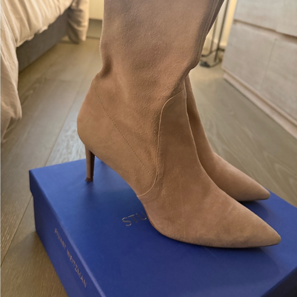 Stuart Weitzman Wren75 Suede Heeled Booties, size 10
